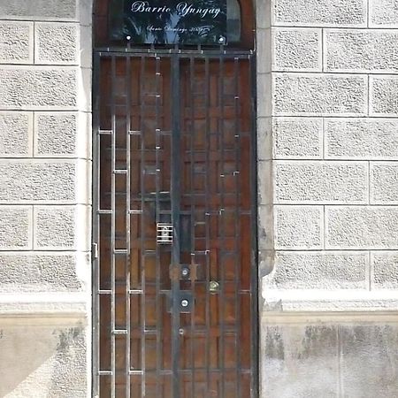 Hotel Barrio Yungay Santiago Exterior photo